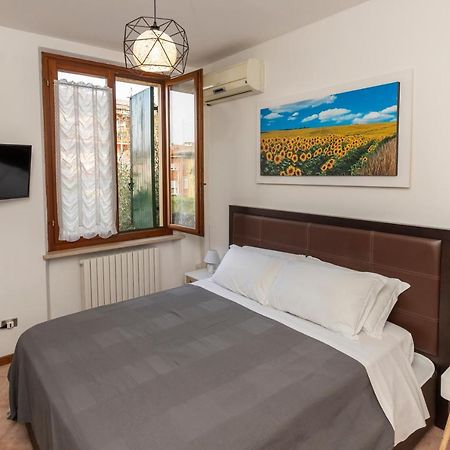 Casa Katalea Apartment เวโรนา ภายนอก รูปภาพ