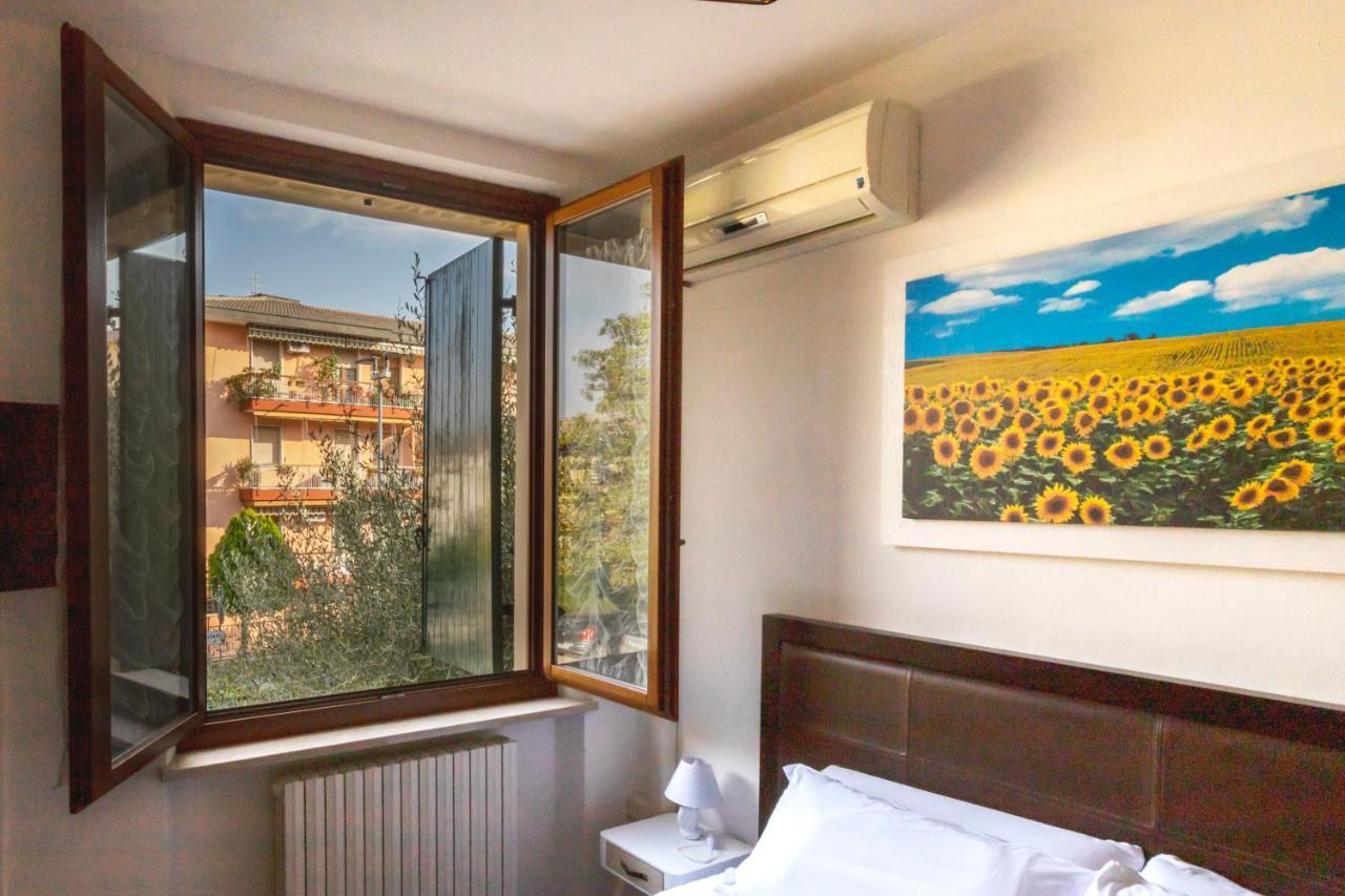 Casa Katalea Apartment เวโรนา ภายนอก รูปภาพ