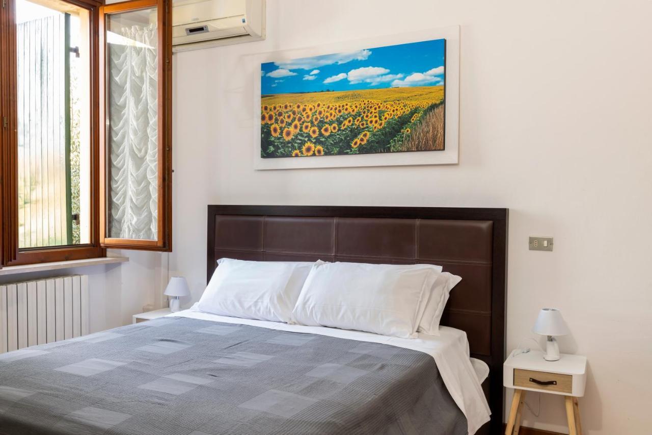 Casa Katalea Apartment เวโรนา ภายนอก รูปภาพ